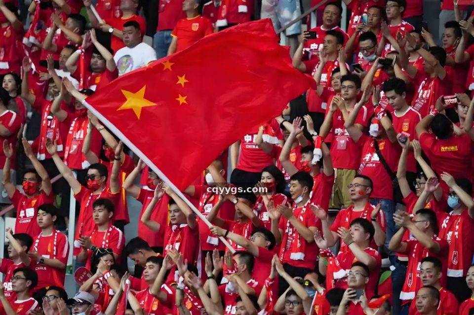 探球网 阵型切换的胜负手：盘点本赛季五大联赛最会变阵的球队